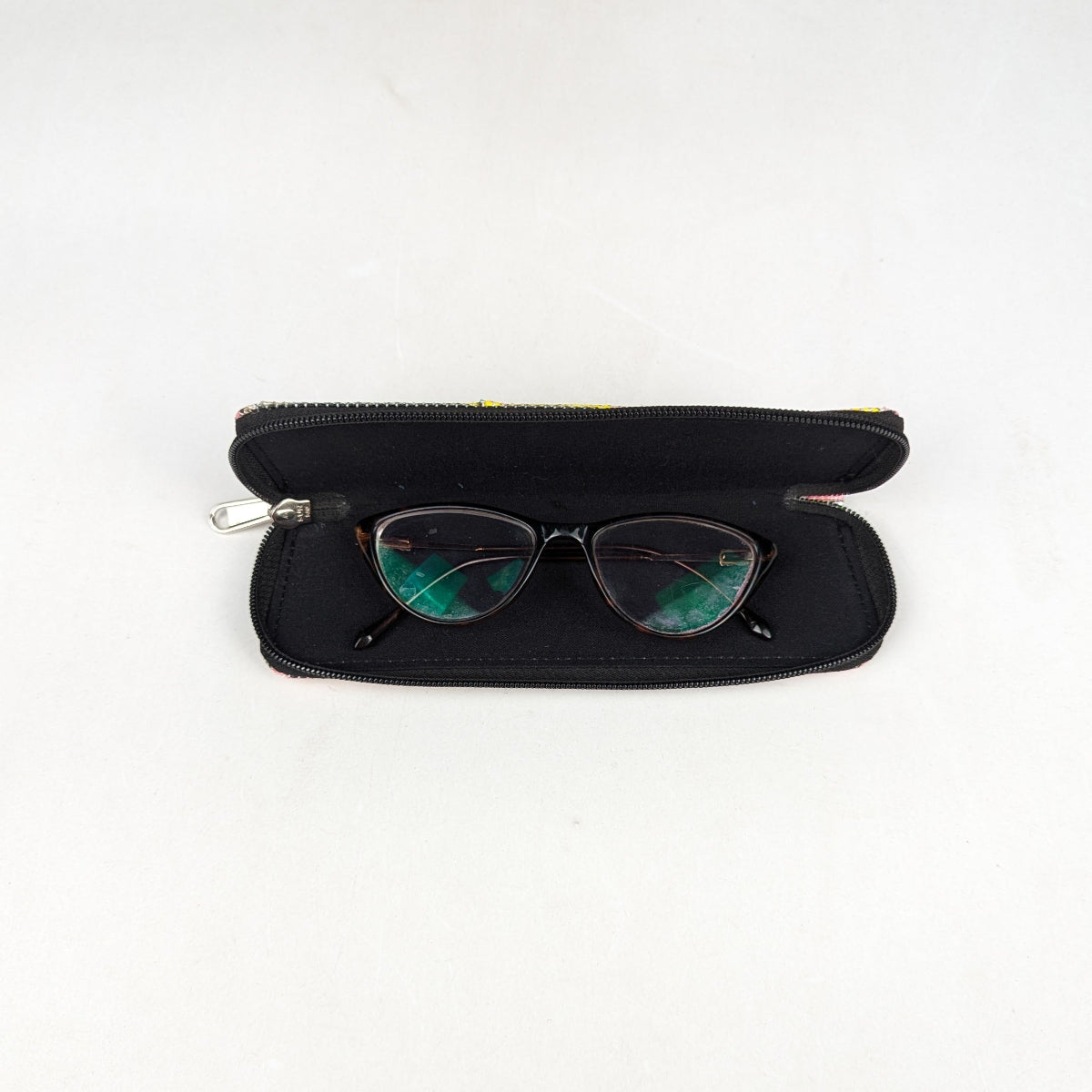 Upcycle Handcrafted Spec Case (SC0426-026) PS_W