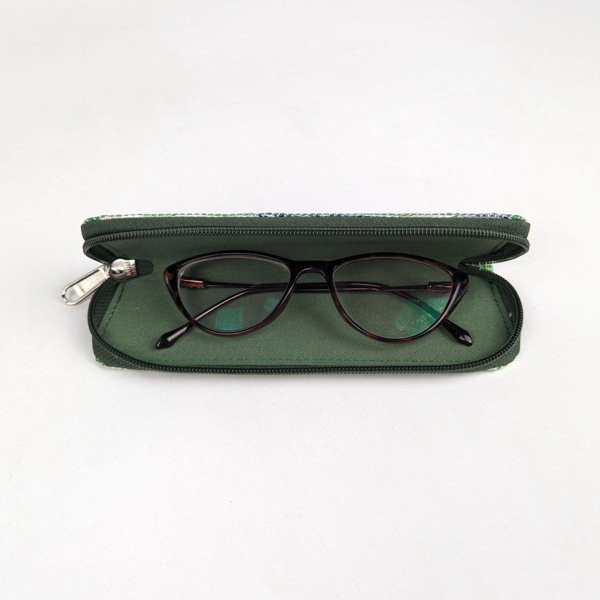 Upcycle Handcrafted Spec Case (SC0126-013) PS_W