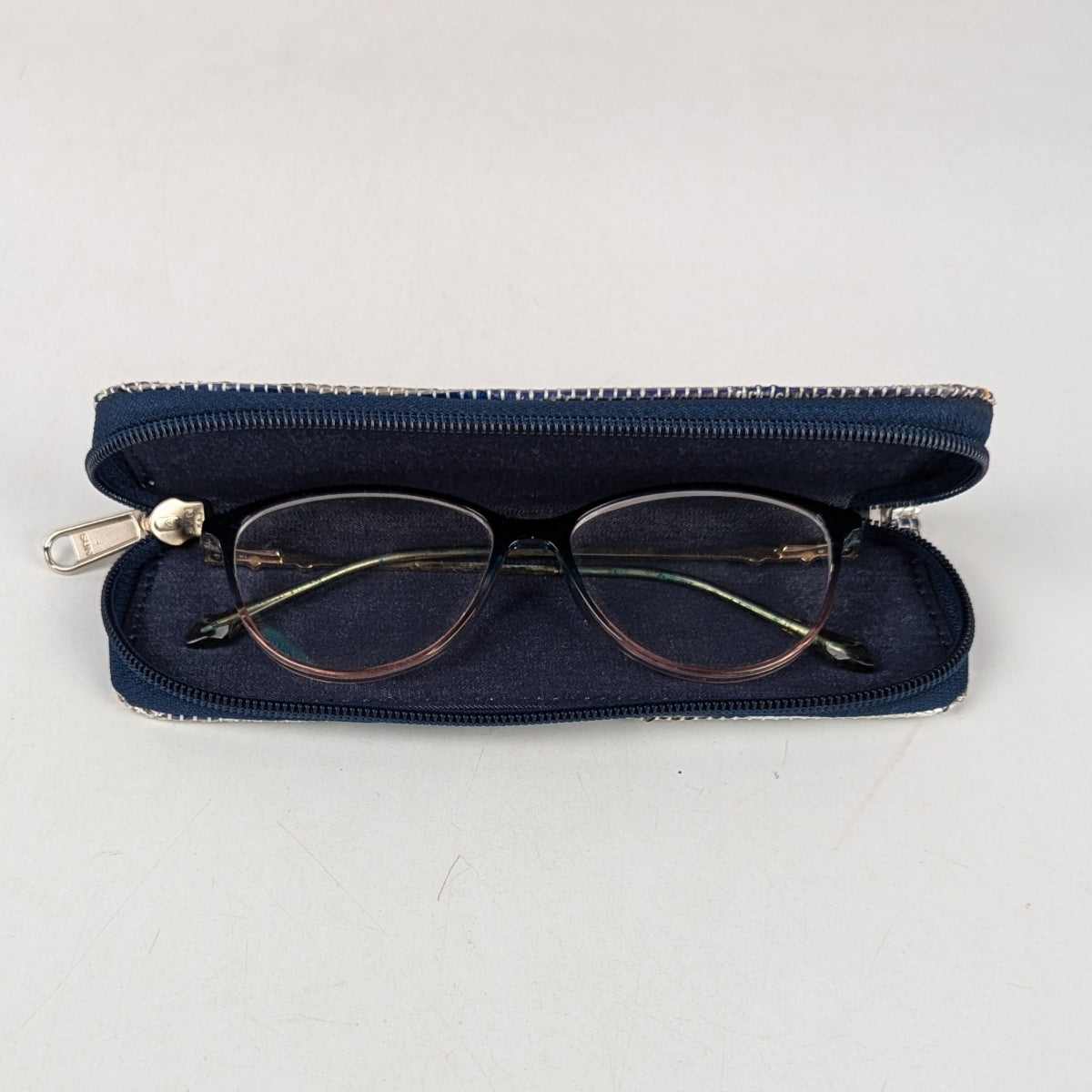 Upcycle Handcrafted Spec Case (SC0825-019) PS_W