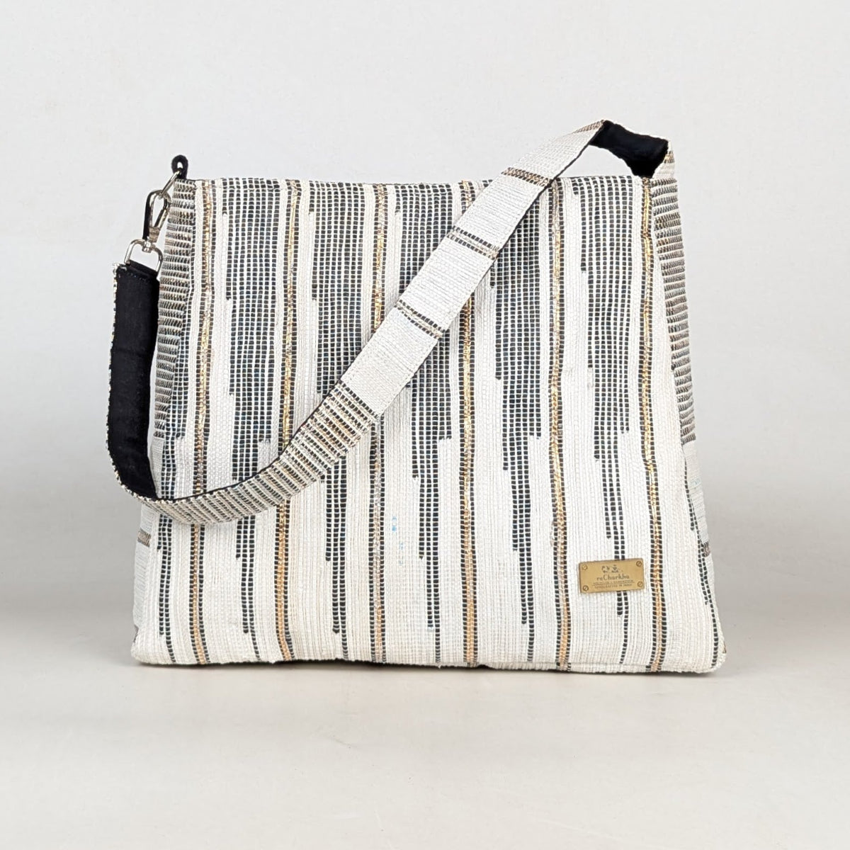 Upcycled Handcrafted Designer Trapeze Tote (TTD0426-005) PS_W