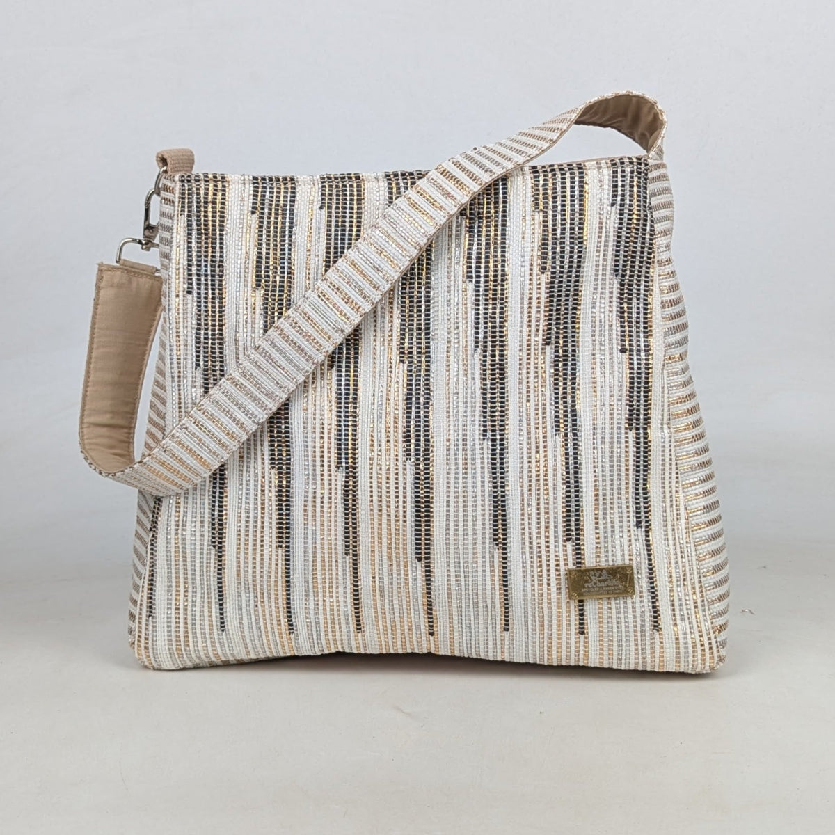 Upcycled Handcrafted Designer Trapeze Tote (TTD0626-009) PS_W
