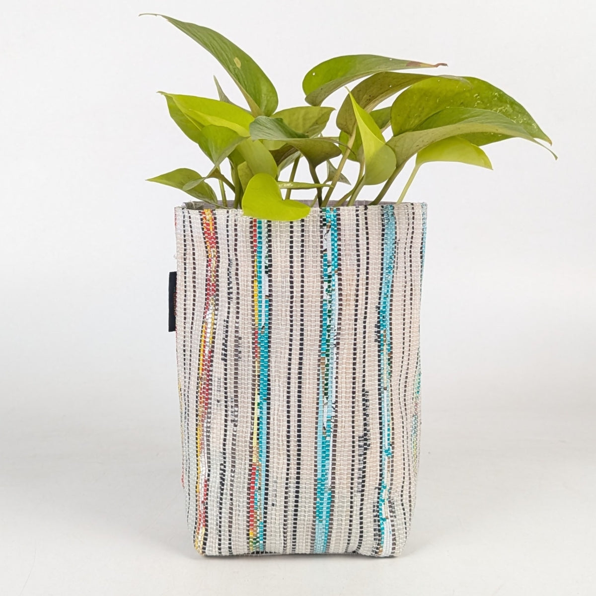 Upcycled Handwoven Grow Pot Medium (GPM1025-008) PS_W