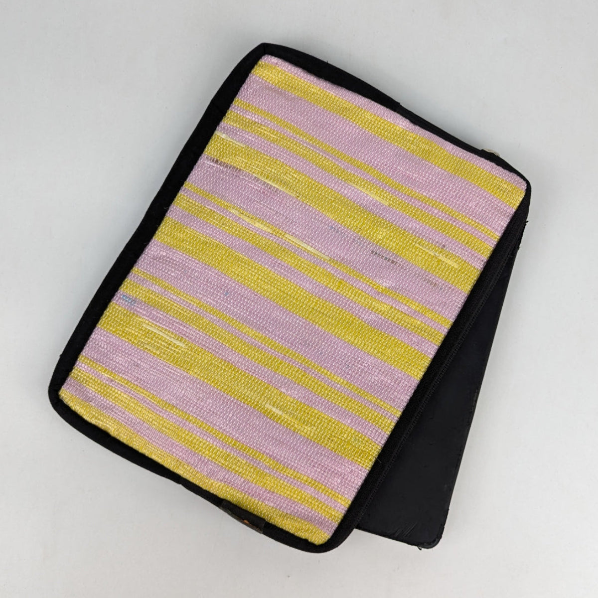 Upcycled Handwoven Tablet Sleeve (TS0126-002) PS_W