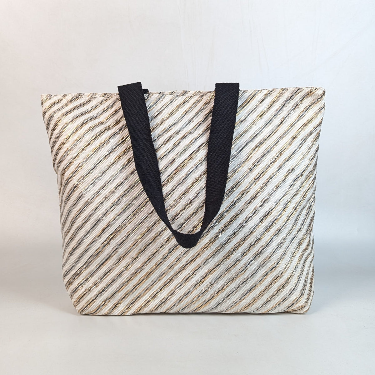 Exclusive Upcycled Handcrafted Beach Bag (BB1026-002)