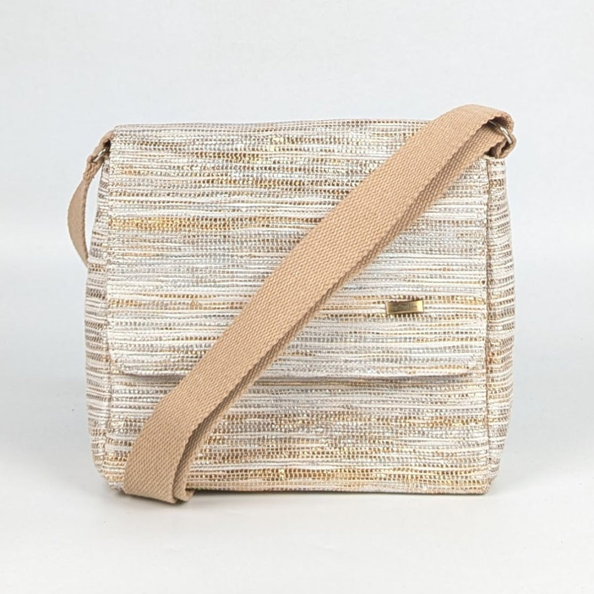 Exclusive Upcycled Handcrafted Messenger Bag (MB0826-013) 