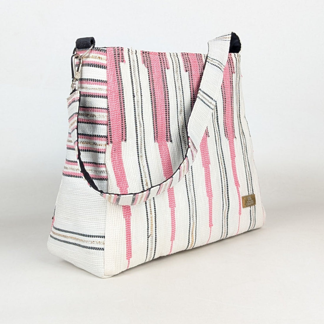 Upcycled Handcrafted Designer Trapeze Tote (TTD0426-004) PS_W