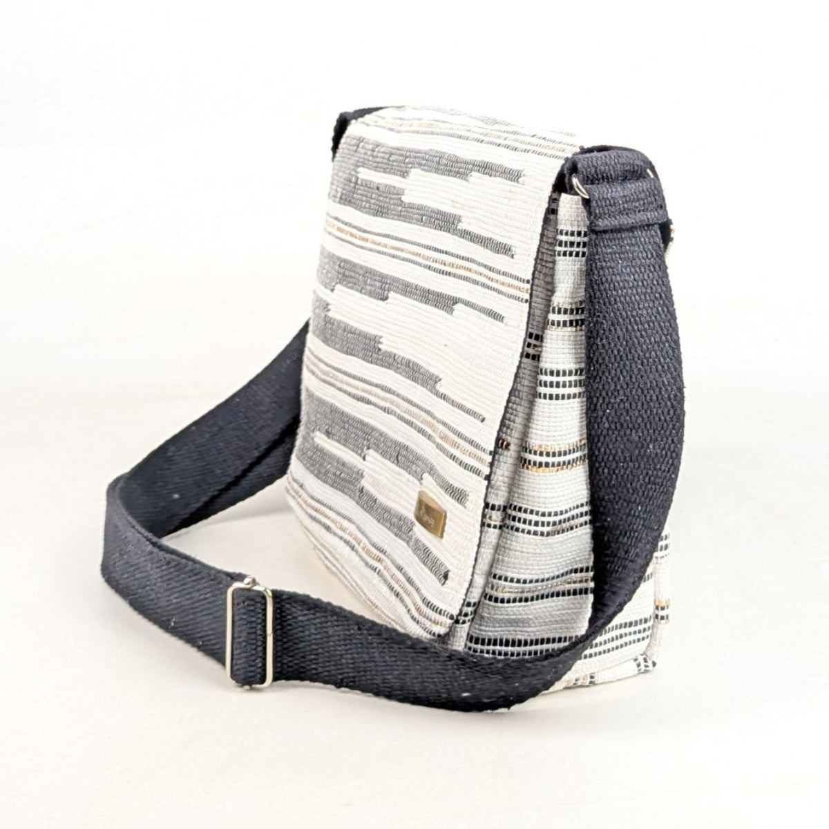 Upcycled Handcrafted Designer Messenger Bag (MBD0726-008)