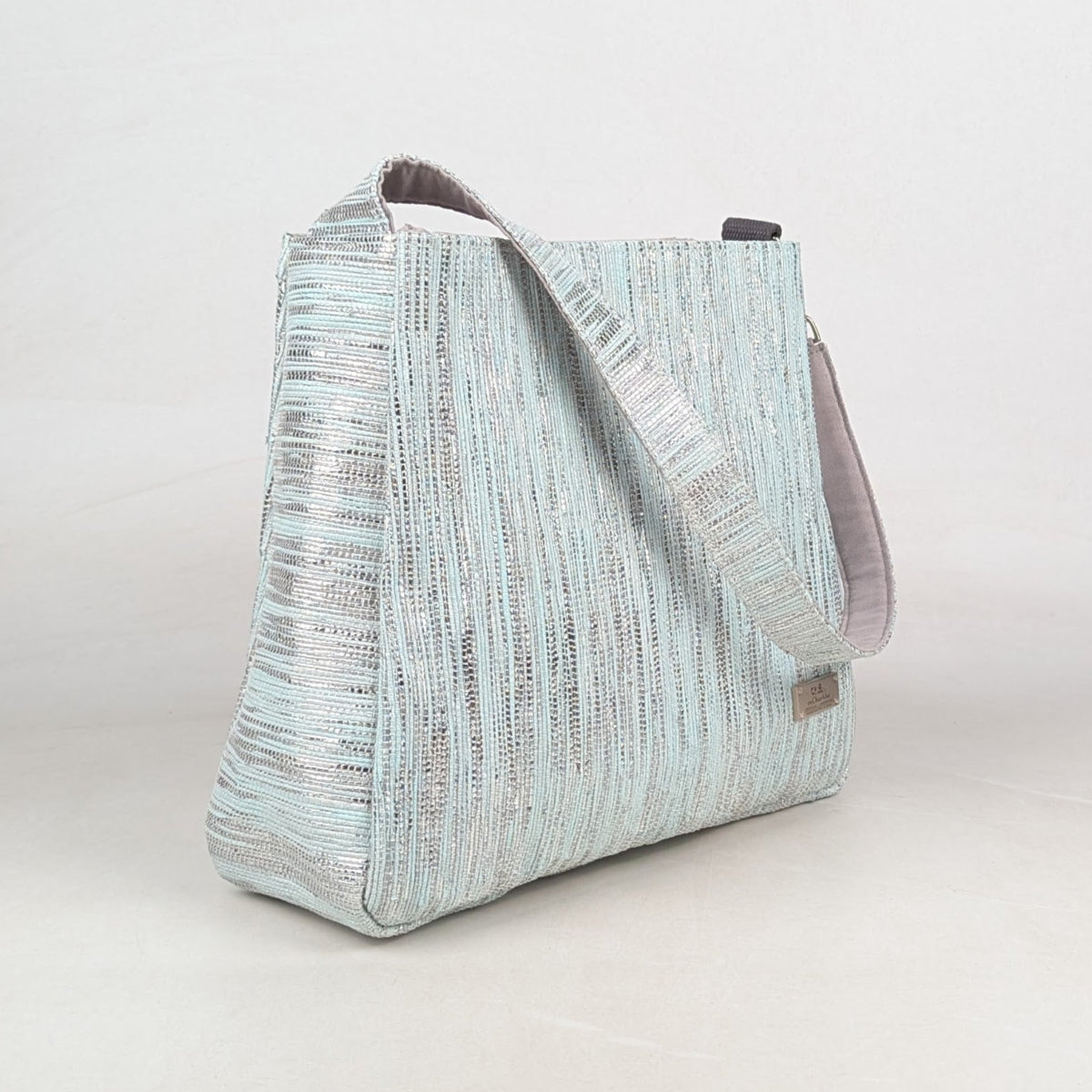 Upcycled Handcrafted Trapeze Tote (TT0726-010)
