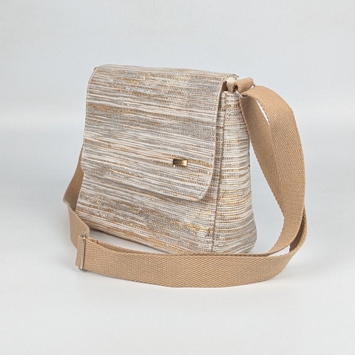 Exclusive Upcycled Handcrafted Messenger Bag (MB0826-013)