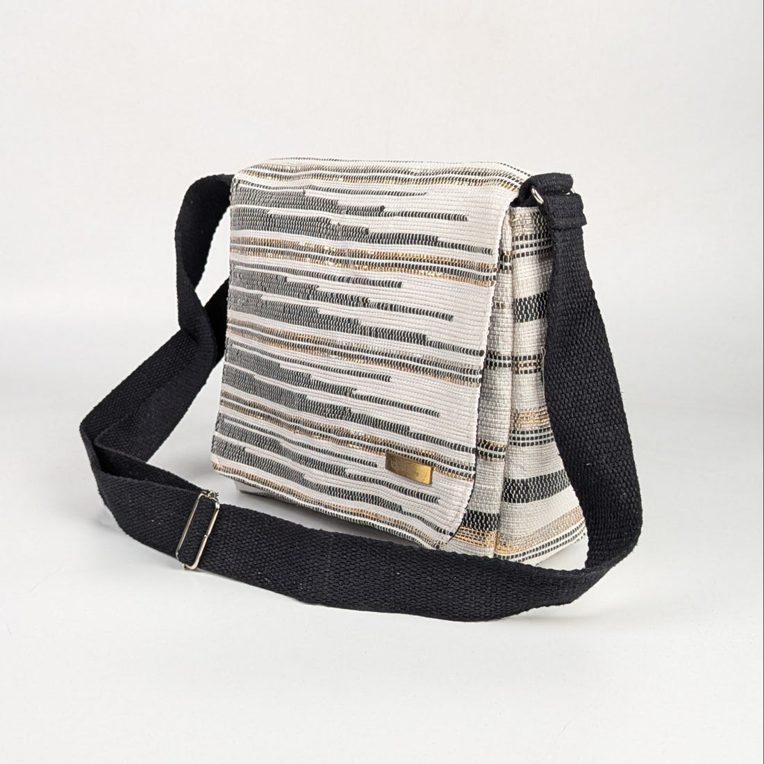 Exclusive Upcycled Handcrafted Designer Messenger Bag (MBD0826-004)