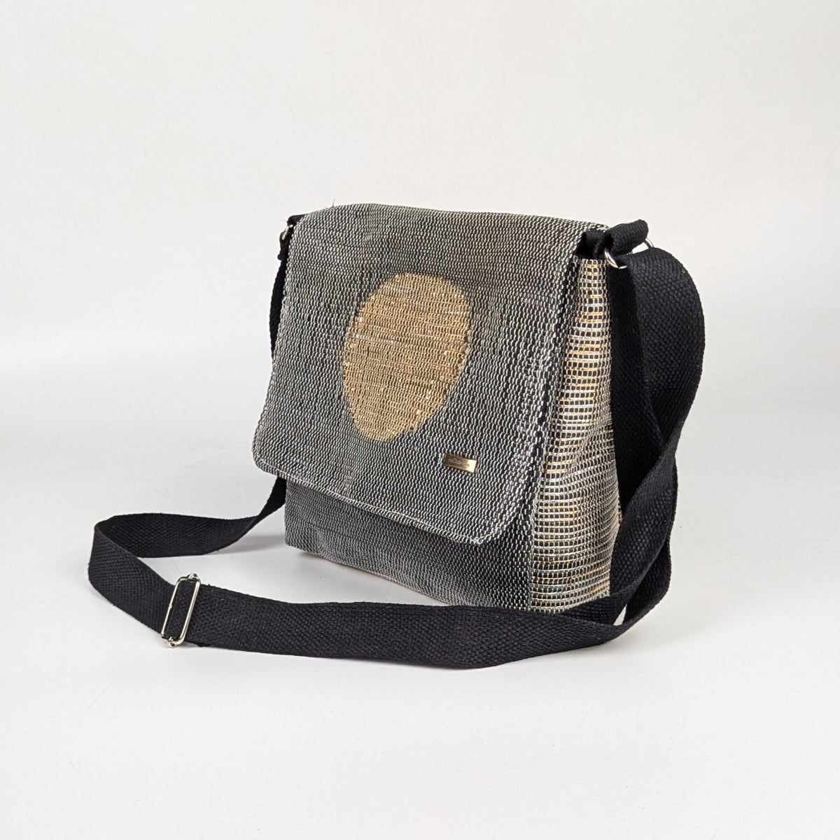 Exclusive Upcycled Handcrafted Designer Messenger Bag (MBD0826-006)