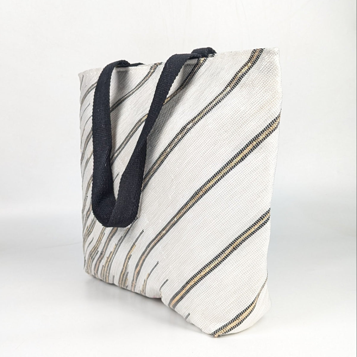 Upcycled Handcrafted Designer Beach Bag (BBD0826-022)