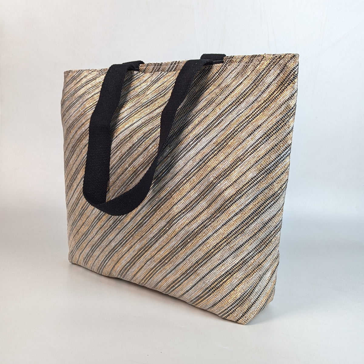 Exclusive Upcycled Handcrafted Beach Bag (BB1026-003)