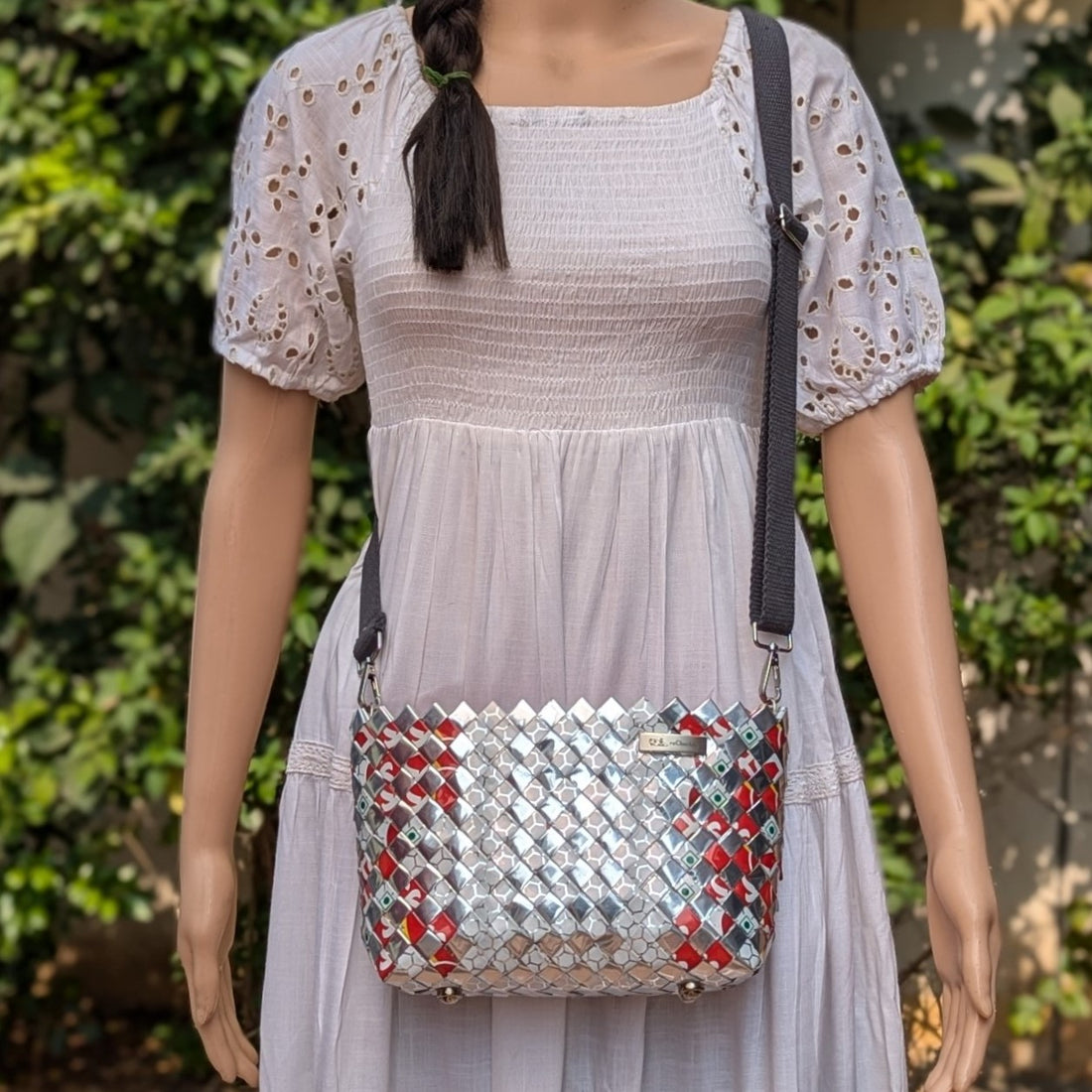 Red White Silver Designer Origami Handcrafted Basketry Sling (NBB1124-013) PS_W