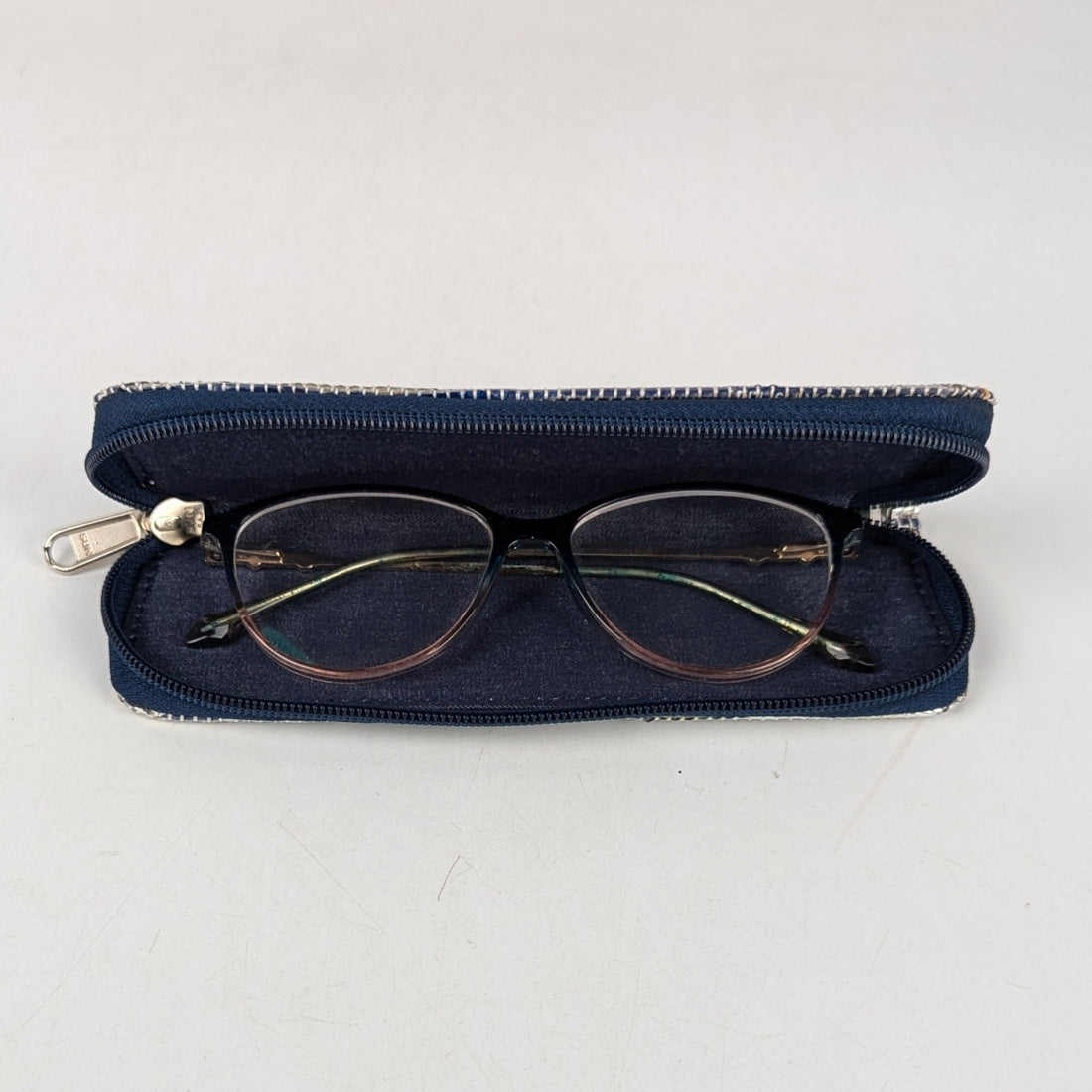 Upcycle Handcrafted Spec Case (SC0825-013) PS_W