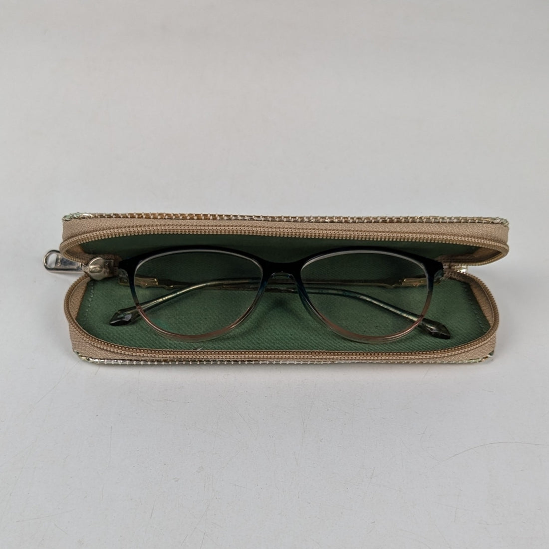 Upcycle Handcrafted Spec Case (SC0825-006) PS_W