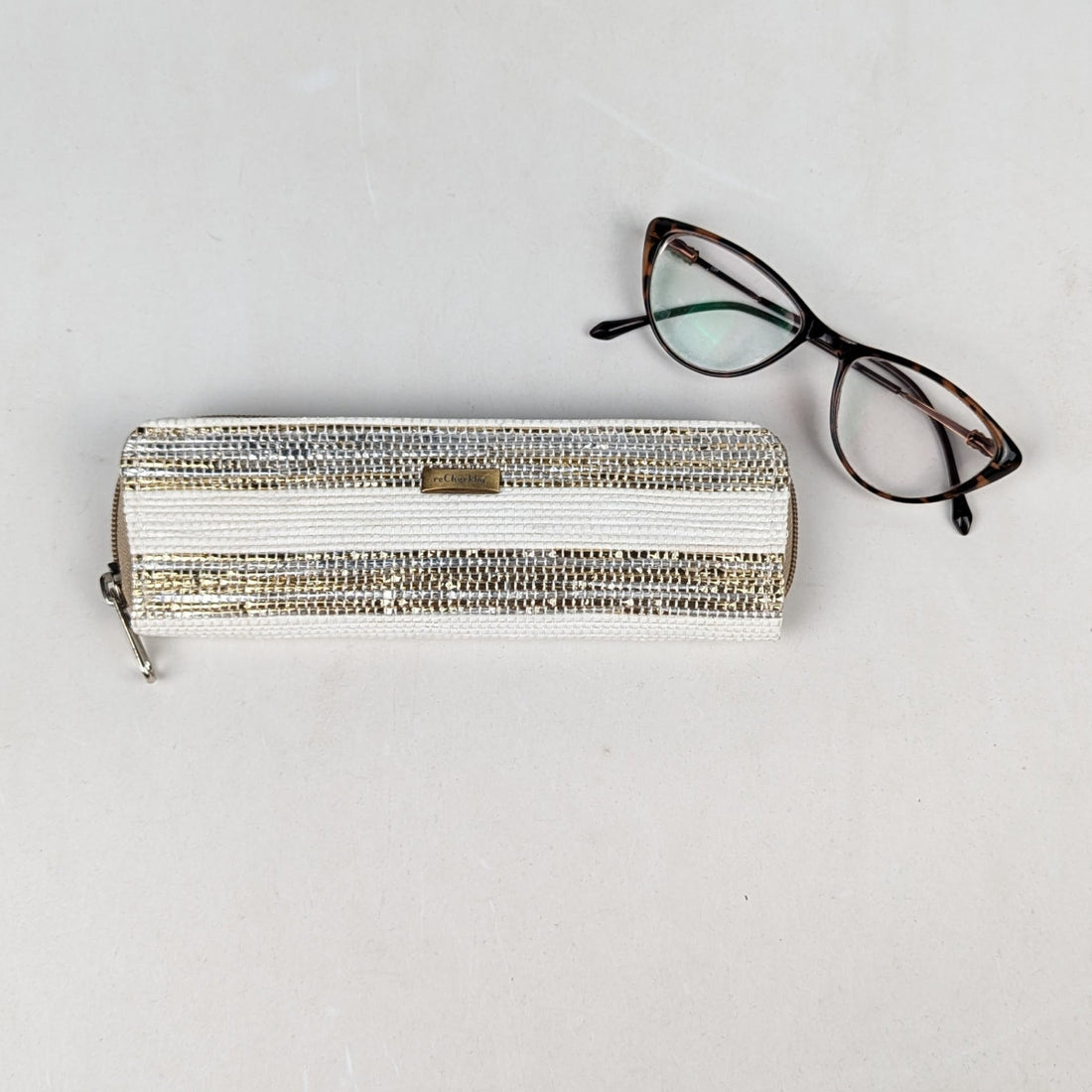 Upcycle Handcrafted Spec Case (SC0426-002) PS_W 