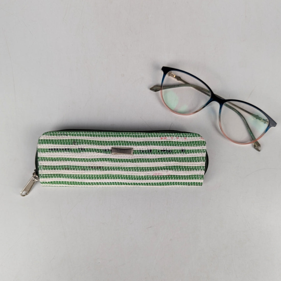Upcycle Handcrafted Spec Case (SC1025-003) PS_W