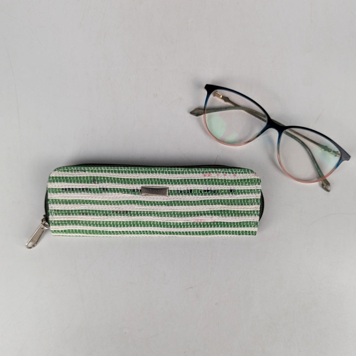 Upcycle Handcrafted Spec Case (SC1025-003) PS_W