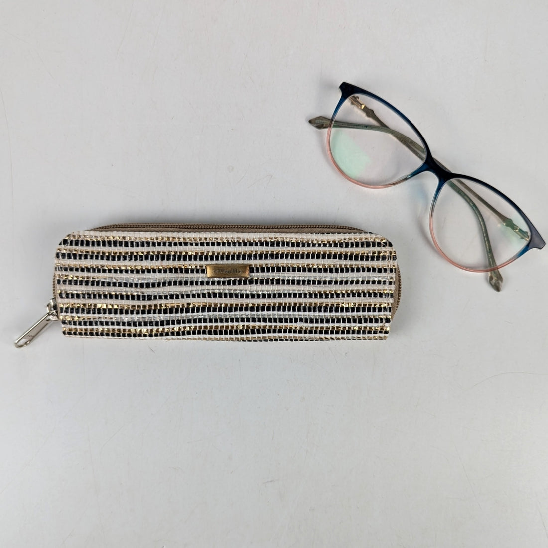 Upcycle Handcrafted Spec Case (SC1025-018) PS_W