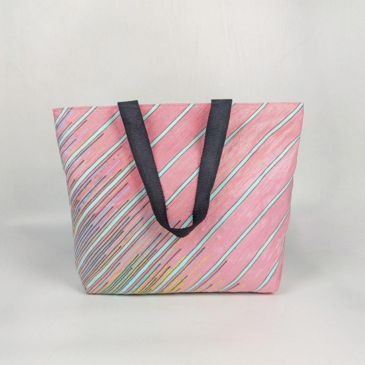 Upcycled Handcrafted Designer Beach Bag (BBD0826-024)