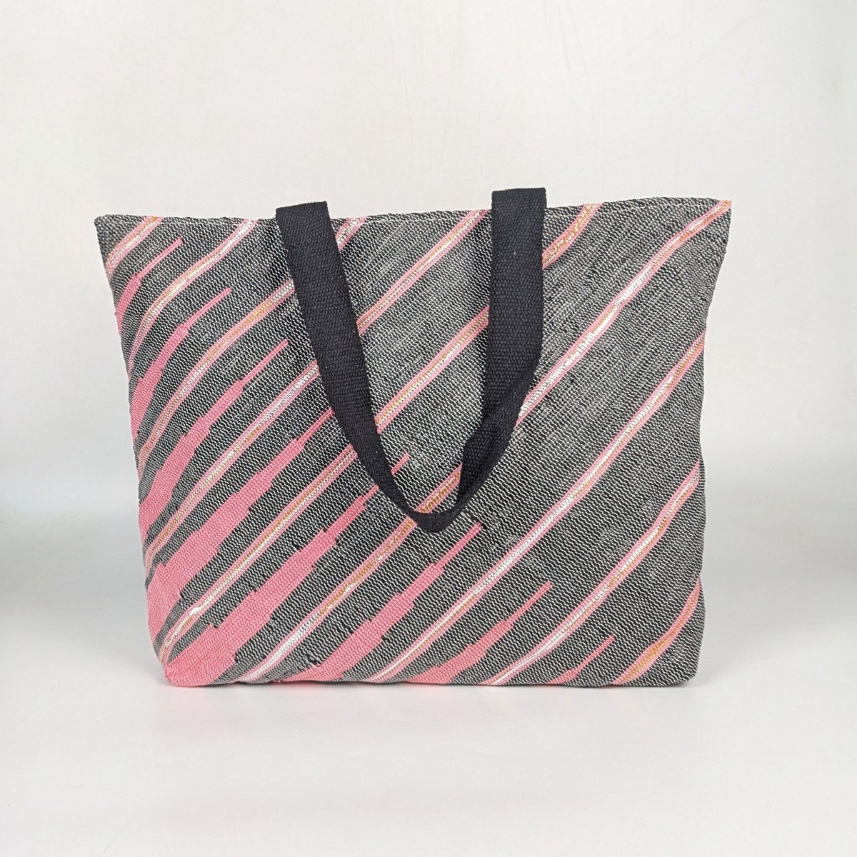 Upcycled Handcrafted Designer Beach Bag (BBD0826-027)