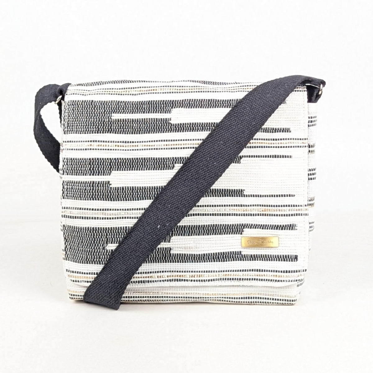 Upcycled Handcrafted Designer Messenger Bag (MBD0726-008) 