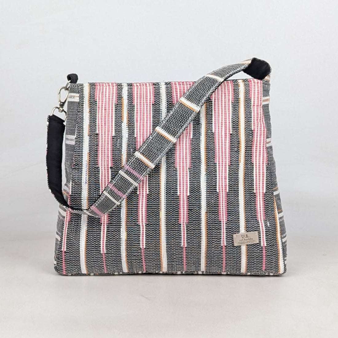 Upcycled Handcrafted Designer Trapeze Tote (TTD0626-004) PS_W 