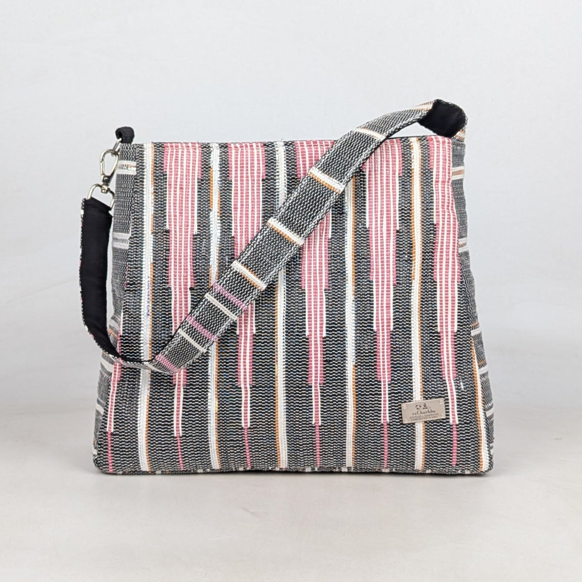 Upcycled Handcrafted Designer Trapeze Tote (TTD0626-004) PS_W 