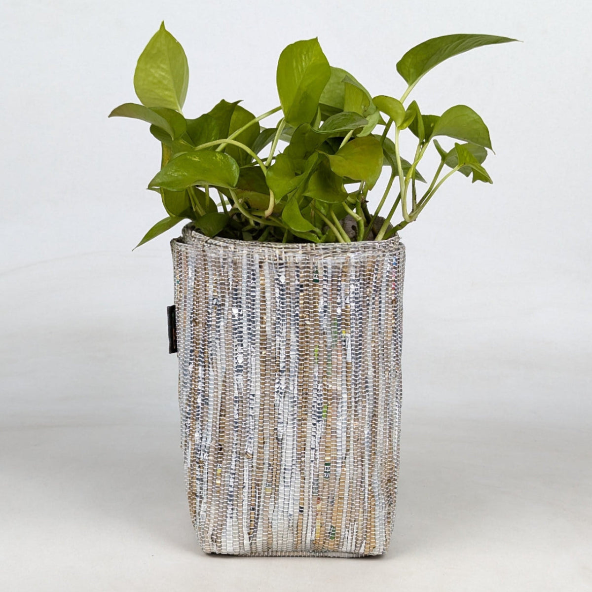Upcycled Handcrafted Grow Pot Medium (GPM0626-001) PS_W 