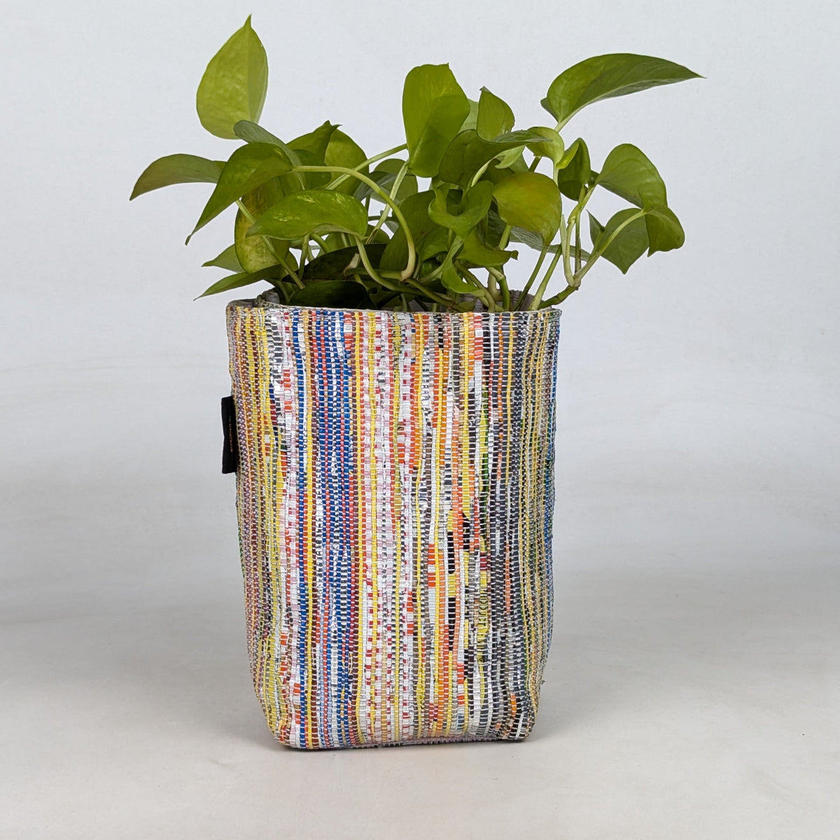 Upcycled Handcrafted Grow Pot Medium (GPM0626-004) PS_W 