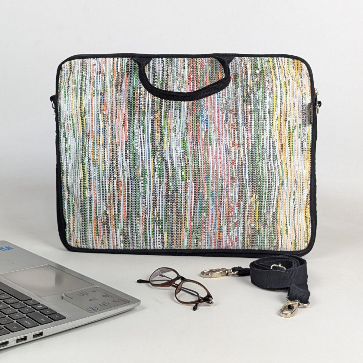 Upcycled Handcrafted Laptop Sleeve 16 inch (LSB160226-006) PS_W