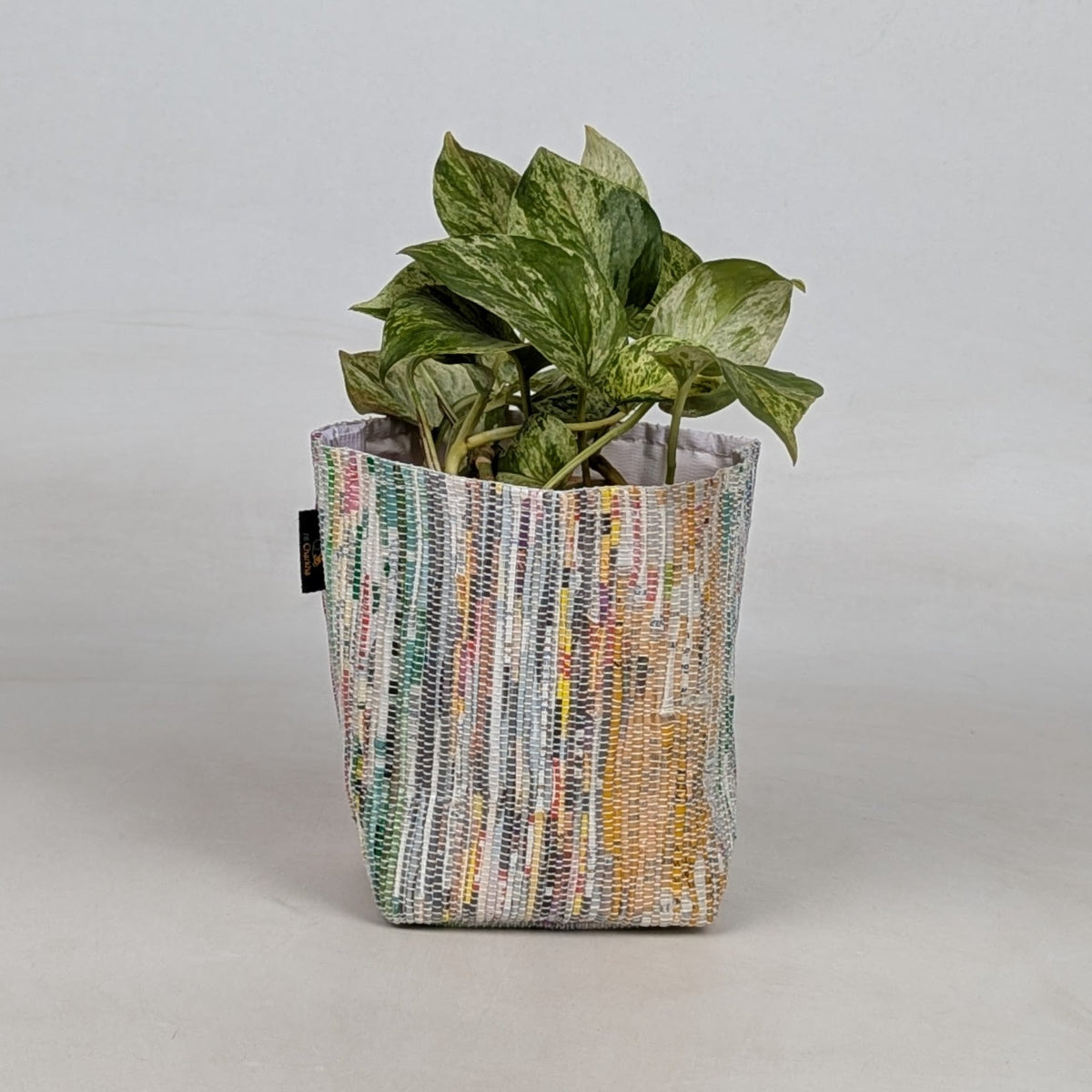 Upcycled Handcrafted Small Grow Pot (GPS0626-004) PS_W