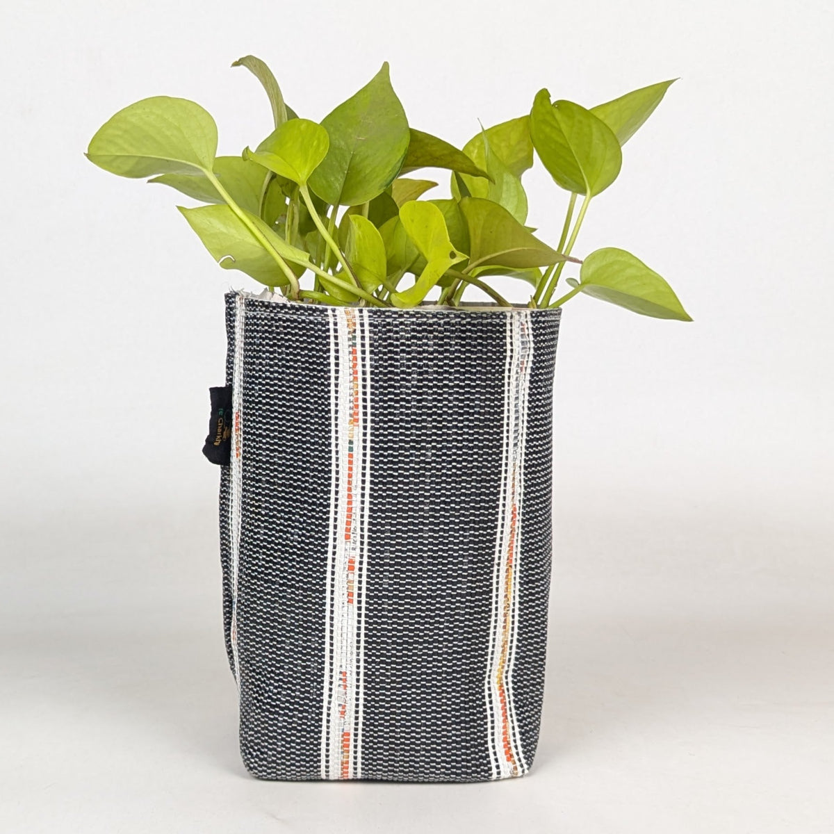Upcycled Handwoven Grow Pot Medium (GPM0326-001) PS_W