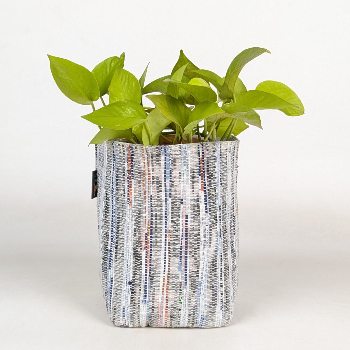 Upcycled Handwoven Grow Pot Medium (GPM0326-009) PS_W