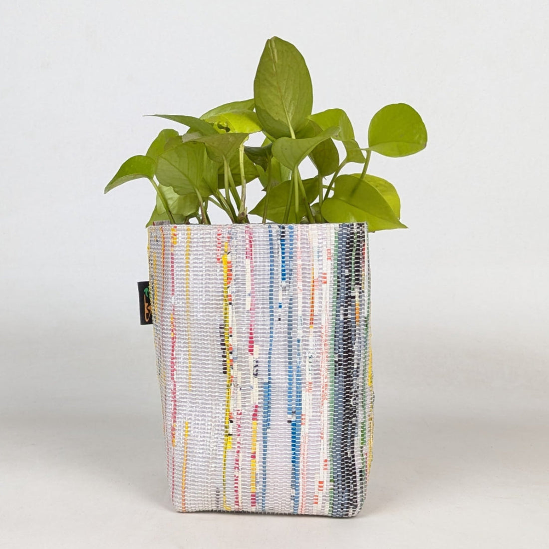 Upcycled Handwoven Grow Pot Medium (GPM0326-012) PS_W
