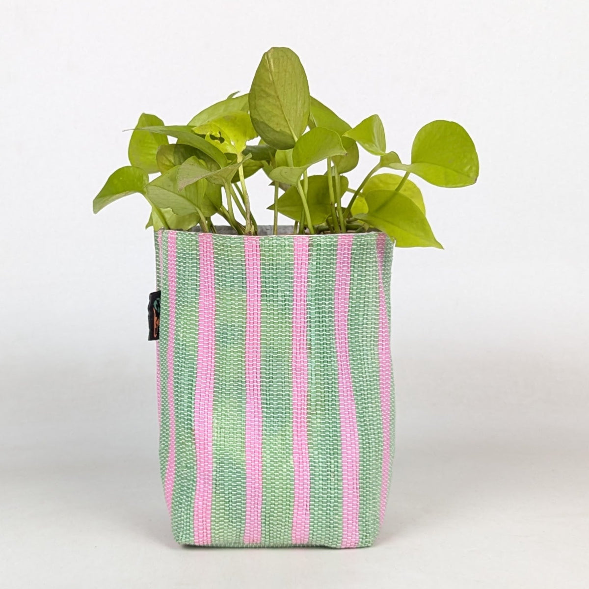 Upcycled Handwoven Grow Pot Medium (GPM0326-015) PS_W
