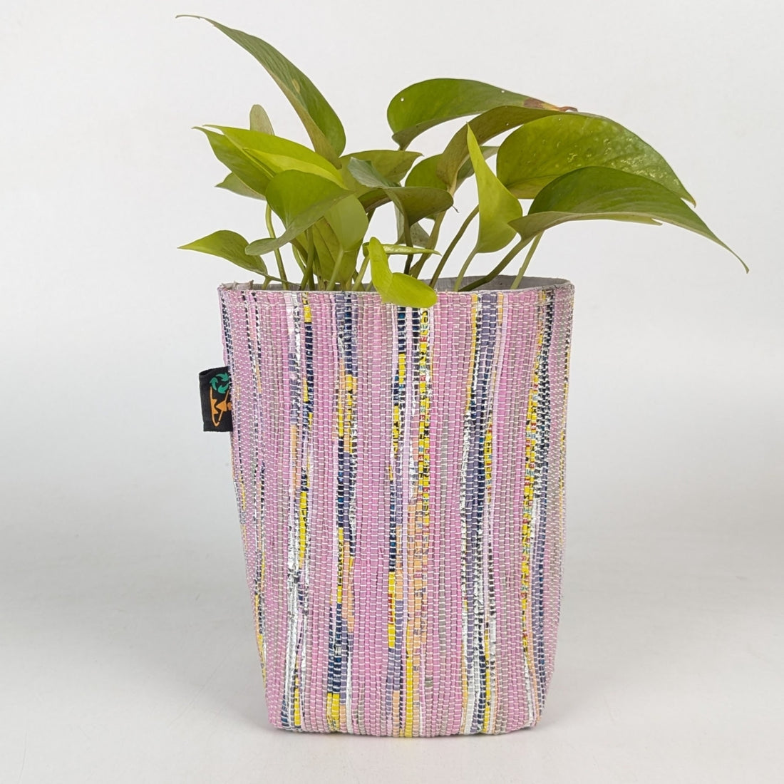 Upcycled Handwoven Grow Pot Medium (GPM1025-004) PS_W