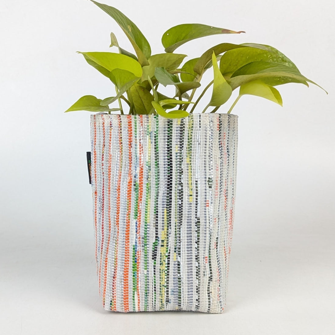 Upcycled Handwoven Grow Pot Medium (GPM1025-006) PS_W