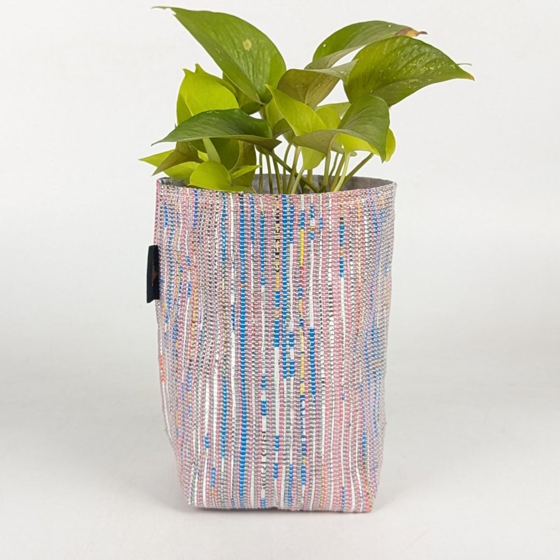 Upcycled Handwoven Grow Pot Medium (GPM1025-014) PS_W