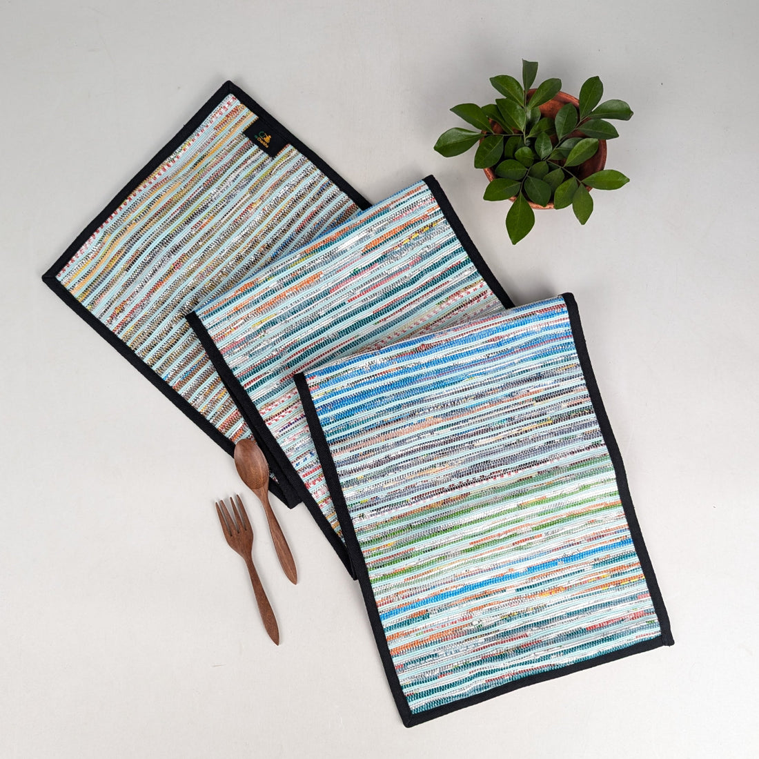 Upcycled Handwoven Table Runner (TR0426-007) PS_W