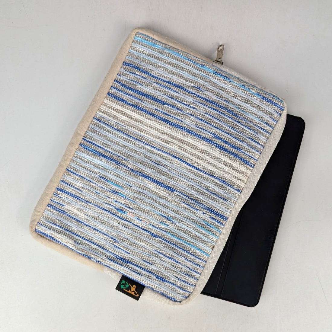 Upcycled Handwoven Tablet Sleeve (TS0925-004) PS_W